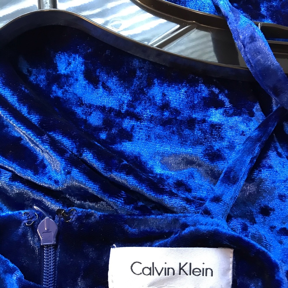 Calvin Klein crushed Velvet dress. NWT Size:10 - Picture 4 of 7
